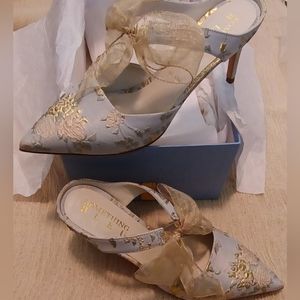 Something Blue Elvie Mules *NEW*